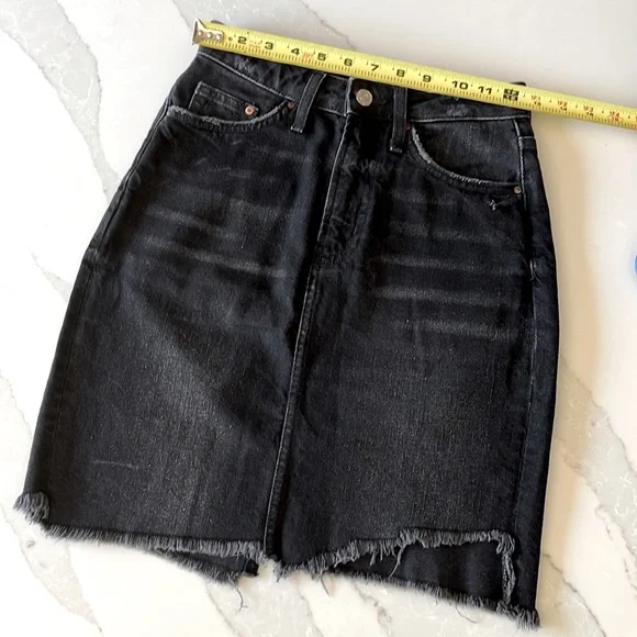 &DENIM by H&M Skirt Distressed, Raw Hem 4 - Picture 4 of 6